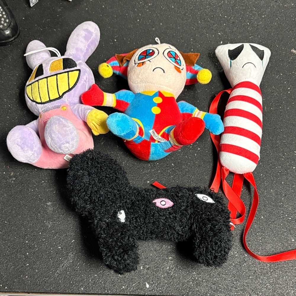 Pomni Abs Friends Plush Set